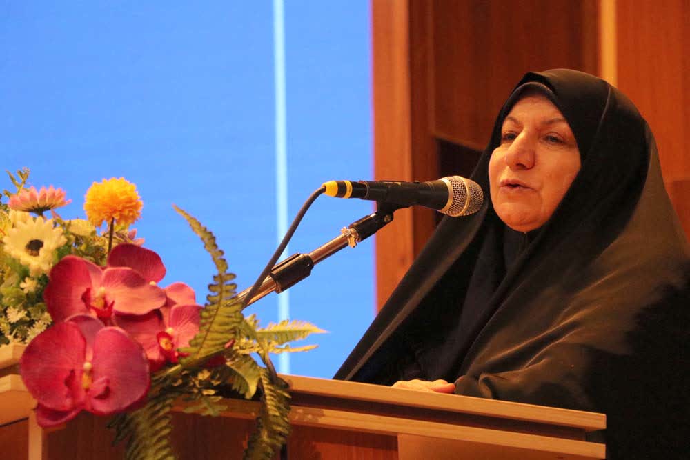 دانشگاه علوم پزشکی گناباد ظرفیت‌های بسیار بالایی در منابع انسانی و تجهیزات دارد
